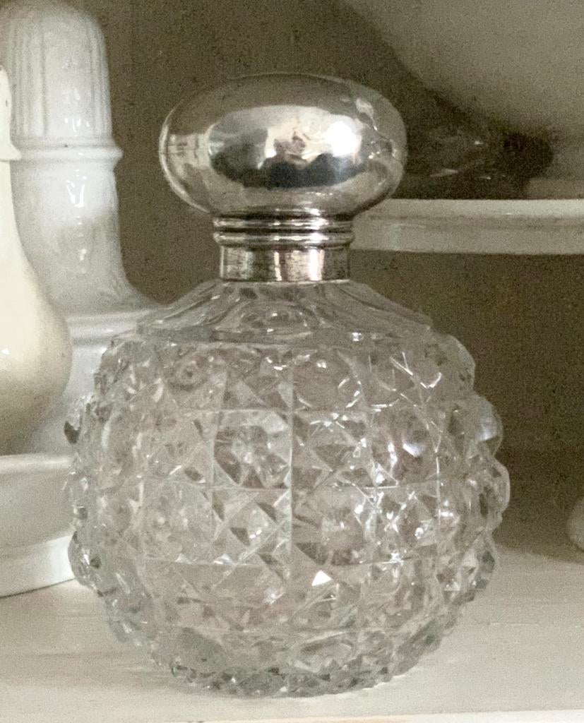 KRISTALLEN PARFUMFLES ZILVEREN KRAAG ZILVER DOP, Antiek en Kunst, Curiosa en Brocante, Ophalen of Verzenden