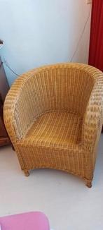 Mooie rieten stoel/fauteuil/rond/degelijk, Huis en Inrichting, Fauteuils, Ophalen, Zo goed als nieuw, 50 tot 75 cm