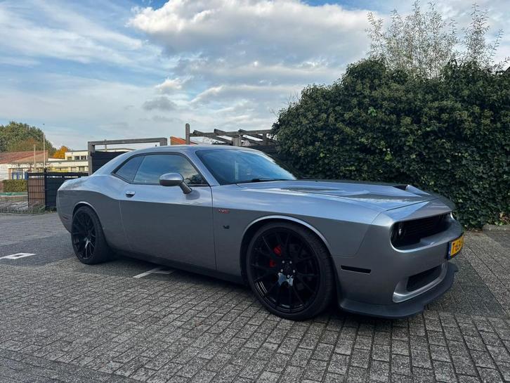 Dodge Challenger  R/T 5,7 HEMI, Auto's, Dodge, Particulier, Benzine, Coupé, Geïmporteerd, Zilver of Grijs, Ophalen