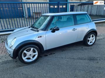Mini Mini 1.6 One *AIRCO*CV*PANO*ELEC.RAMEN*16 INCH beschikbaar voor biedingen
