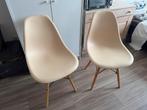 Two creme chairs, Huis en Inrichting, Stoelen, Ophalen of Verzenden, Zo goed als nieuw, Twee
