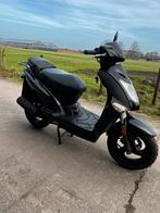 Kymco Agility 50 Bromscooter 2015, Fietsen en Brommers, Scooters | Kymco, Benzine, Maximaal 45 km/u, 50 cc, Agility