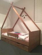 Coming soon: Tipi Bedhuisje 90x200 met Logeerbed (eikenhout), Ophalen, 85 tot 100 cm, Gebruikt, Lattenbodem
