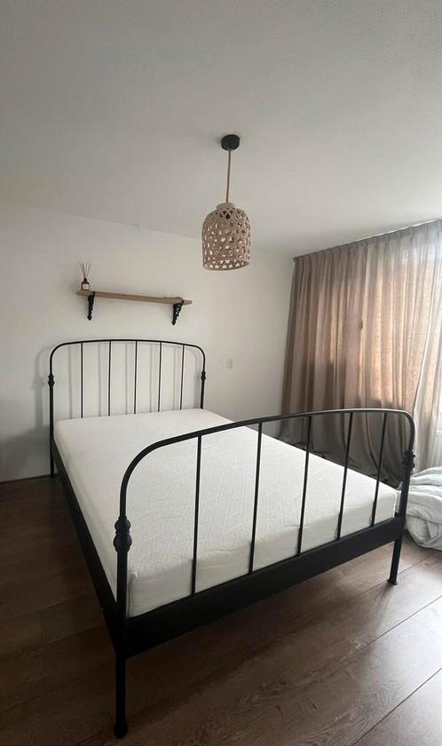 Industrieel stalen bedframe 160cm, Huis en Inrichting, Slaapkamer | Bedden, Gebruikt, Eenpersoons, 160 cm, 200 cm, Metaal, Zwart