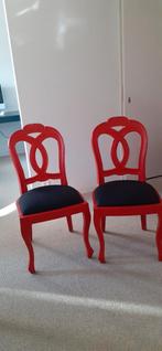 2 Rode stoelen barok stijl, zwarte zitting, samen voor €25,-, Huis en Inrichting, Stoelen, Ophalen, Hout, Gebruikt, Rood