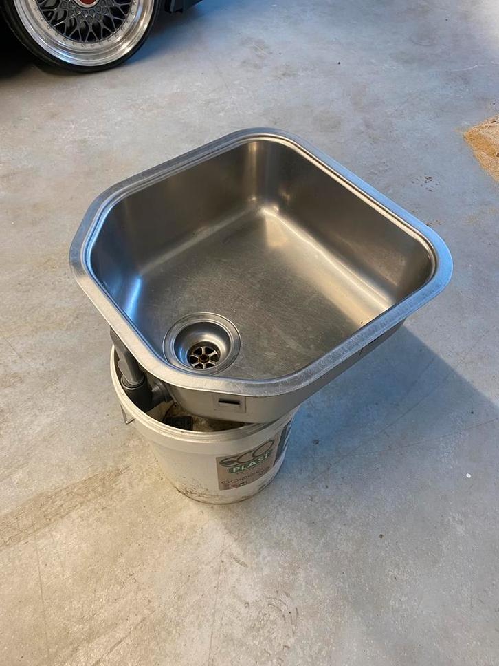 Mooie nette RVS spoelbak., Doe-het-zelf en Verbouw, Sanitair, Zo goed als nieuw, Rvs, Ophalen of Verzenden