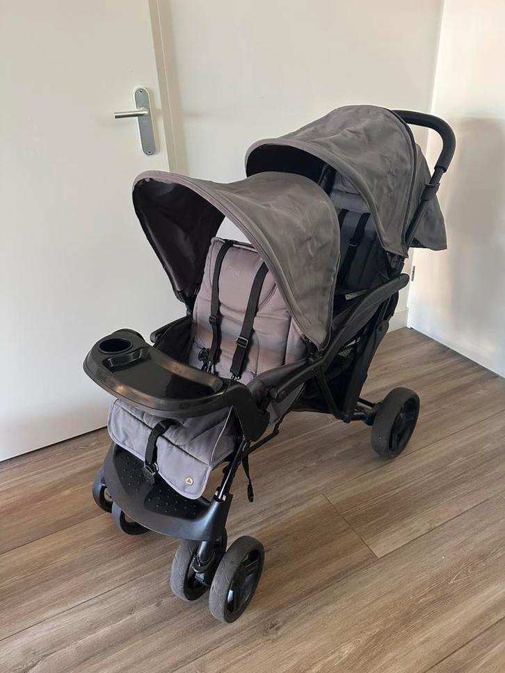 Duo Kinderwagen ,moet weg!!!, Kinderen en Baby's, Tweelingen en Meerlingen, Zo goed als nieuw, Kinderwagen of Buggy, Ophalen