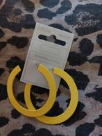 Nieuwe gele oorbellen, Ophalen, Overige materialen, Hangers, Geel