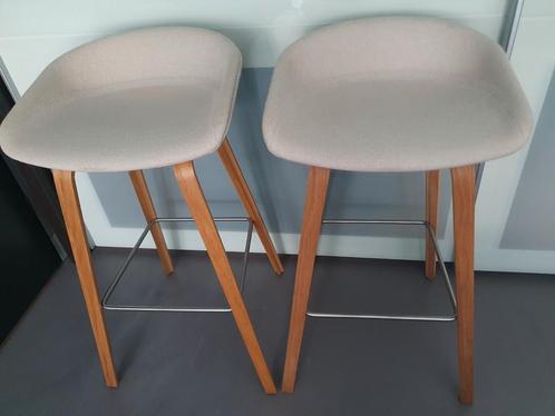 ***2x HAY about a stool AAS33 en AAS39 barkrukken ***, Huis en Inrichting, Barkrukken, Zo goed als nieuw, 60 tot 90 cm, Hout, Metaal