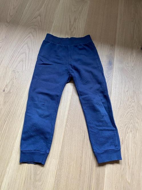 Jogging broek maat 110 Benetton, Kinderen en Baby's, Kinderkleding | Maat 110, Gebruikt, Broek, Ophalen