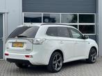 Mitsubishi Outlander 2.0 PHEV Instyle | Leder | Schuifdak |, Zwart, 4 cilinders, Wit, Vierwielaandrijving
