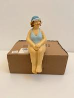 Beeldje: Vrouw in badpak, Ophalen of Verzenden, Nieuw