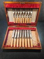 Antiek bestek in houten kist verzilverd, Ophalen of Verzenden