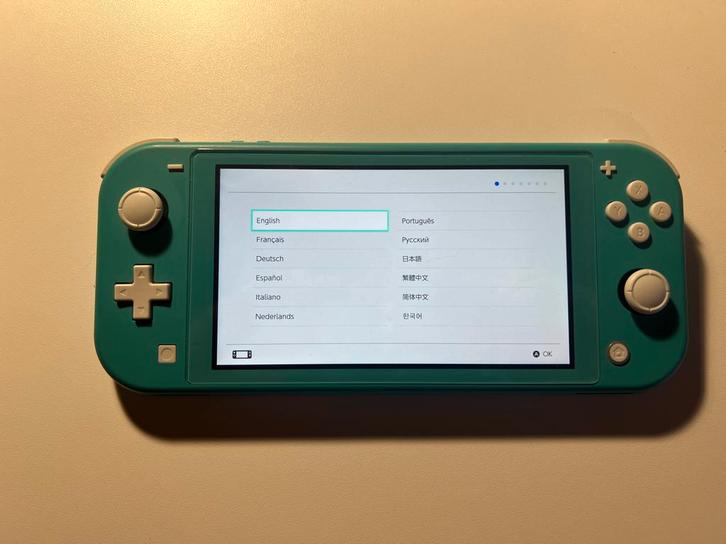 Nintendo switch lite turqouise, Spelcomputers en Games, Spelcomputers | Nintendo Switch Lite, Zo goed als nieuw, Turquoise, Met beschermhoes of tas