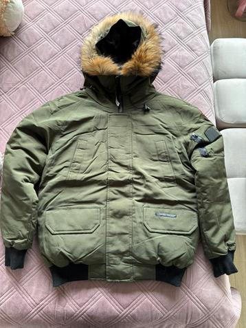 Canada goose winterjas beschikbaar voor biedingen
