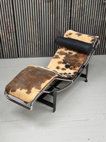 Le Corbusier LC4 Chaise Longue Replica beschikbaar voor biedingen