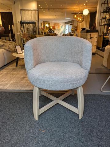 Eetkamerstoel Chibba Passe Partout (showroommodel) beschikbaar voor biedingen