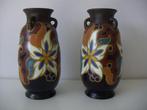 2 Zenith Gouda plateel keramiek vazen jr.ca.1925. Dec. Daisy, Antiek en Kunst, Ophalen of Verzenden