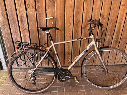 28 inch | trek X500 | heren fiets | frame maat 50 | 27 versn, Fietsen en Brommers, Fietsen | Heren | Sportfietsen en Toerfietsen