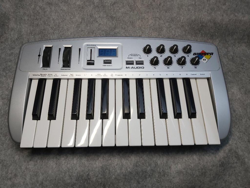 M-Audio Oxygen 8 midi keyboard, Ophalen of Verzenden, Gebruikt
