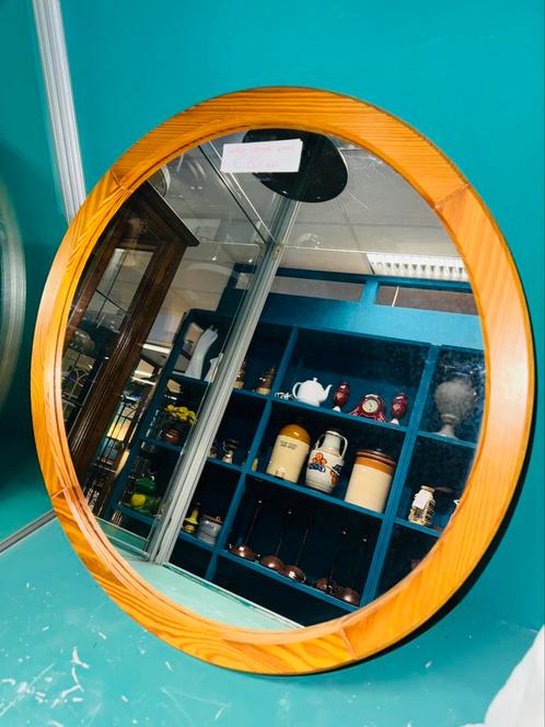 Vintage grenen spiegel ronde wandspiegel, Huis en Inrichting, Woonaccessoires | Spiegels, Ophalen