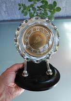 Mantelklok Tafel klok Geschenk van Moskou CCCP 1965, Ophalen of Verzenden
