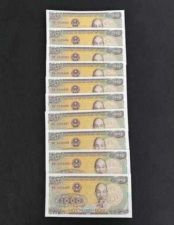Lot Vietnamese Biljetten, Opeenvolgend Serie Nr. beschikbaar voor biedingen