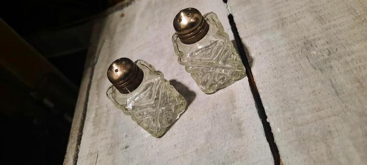 Oude kristallen verzilverde peper en zout potjes., Antiek en Kunst, Antiek | Glas en Kristal, Ophalen of Verzenden