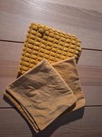 3 (mosterd) Gele Sierkussenhoezen 30x30cm, Ophalen of Verzenden, Zo goed als nieuw, Geel, Vierkant