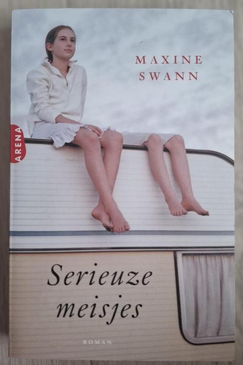 Serieuze meisjes - Maxine Swann, Boeken, Romans, Gelezen, Nederland, Ophalen of Verzenden