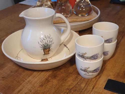 Schaal en sapkan mokken Jet ter Steege servies Lavender zgan, Huis en Inrichting, Keuken | Servies, Zo goed als nieuw, Overige stijlen
