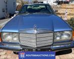 Mercedes-Benz 230CE | 1982 | Route 66 Auctions, Auto's, Overige carrosserieën, Zwart, Mercedes-Benz, Bedrijf