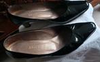 Maat 40 (6,5) zwart lak pumps, Bally. Goudkleurige hak, Pumps, Zwart, Nieuw, Ophalen of Verzenden