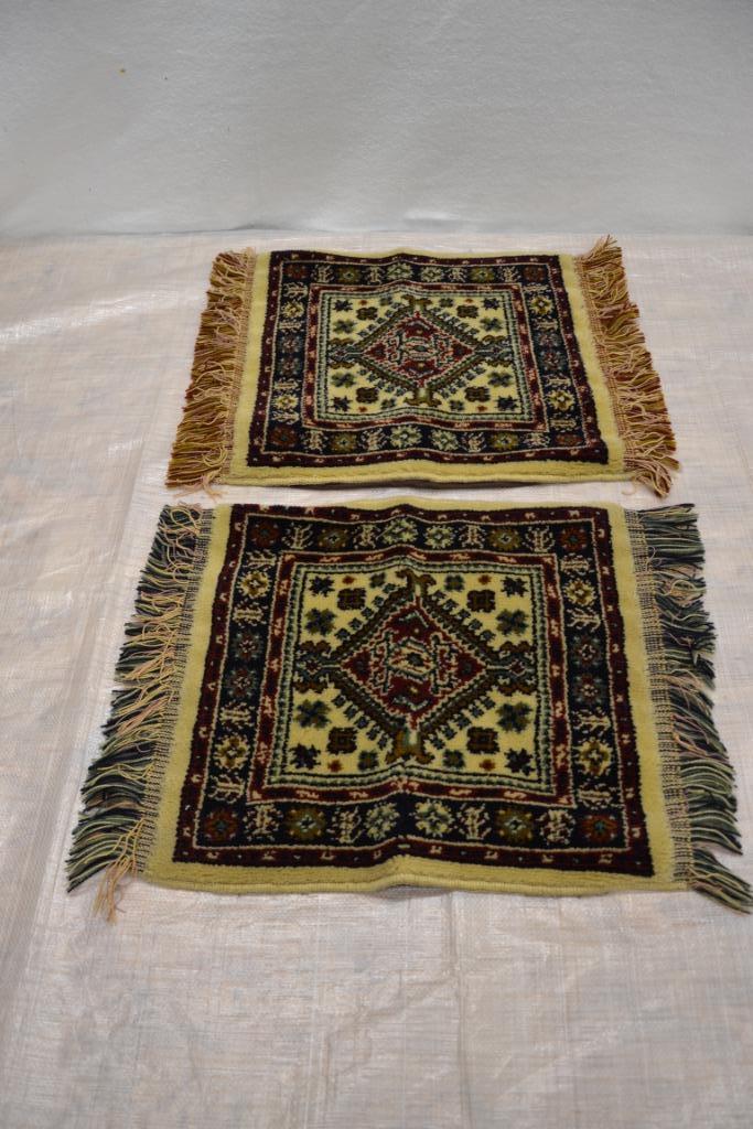 2 Decoratieve Kussenhoezen met Oosters / Kilim Patroon, Huis en Inrichting, Stoffering | Tapijten en Kleden, Gebruikt, Minder dan 50 cm