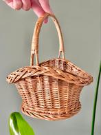 Vintage rotan draagmandje speelmandje strooimandje, Ophalen of Verzenden, Gebruikt, Riet