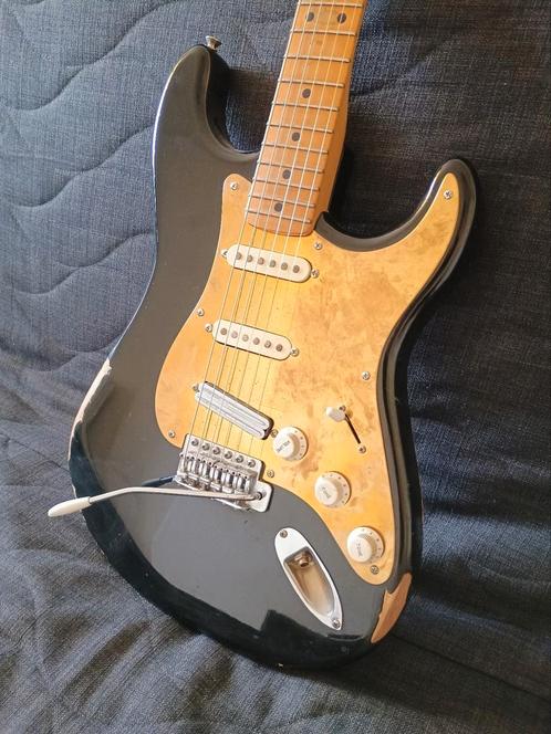 Vega '70 stratocaster/ strat (Made in Japan), Muziek en Instrumenten, Snaarinstrumenten | Gitaren | Elektrisch, Zo goed als nieuw