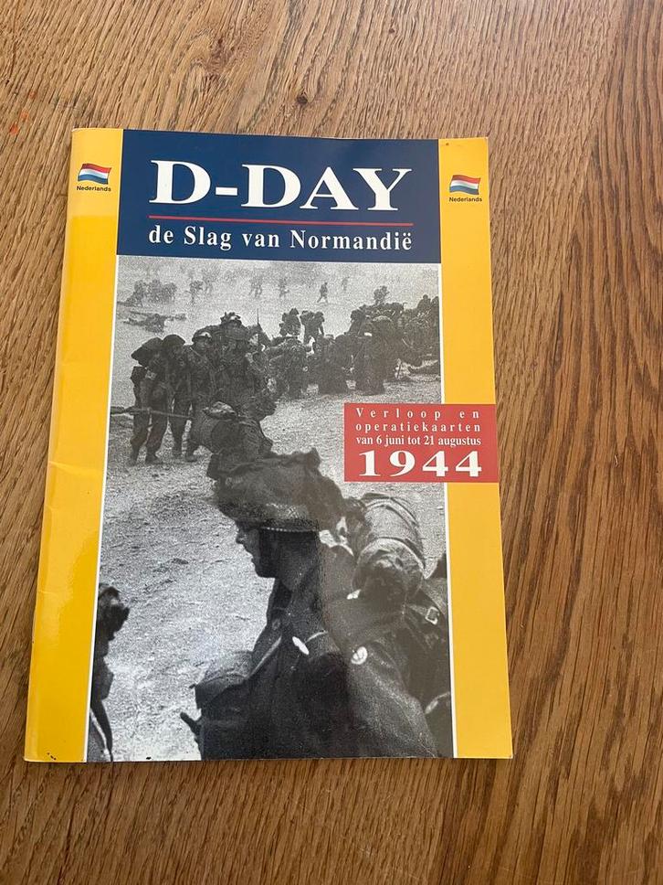 Mooi 600 blz dik Oorlog Boek en 2 kleine[D-Day + Wervelwind], Boeken, Oorlog en Militair, Gelezen, Algemeen, Tweede Wereldoorlog