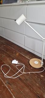 Ikea Nymane Bedlamp met Draadloze Oplader, Huis en Inrichting, Ophalen, Gebruikt, Minder dan 100 cm, Modern