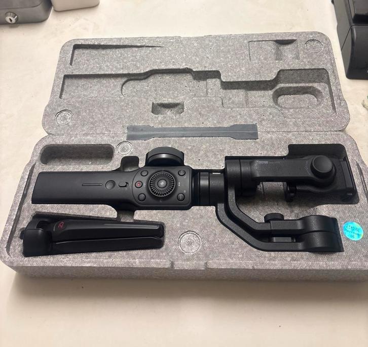 Zhiyun Smooth 4 Gimbal - Smartphone Stabilisator, Audio, Tv en Foto, Actiecamera's, Zo goed als nieuw, Overige merken, Ophalen of Verzenden