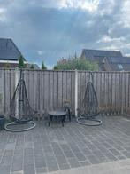 Twee hangstoelen ‘egg chairs’, Tuin en Terras, Tuinstoelen, Ophalen, Zo goed als nieuw
