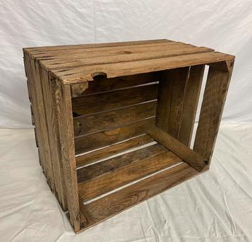 Vintage fruitkratje beschikbaar voor biedingen