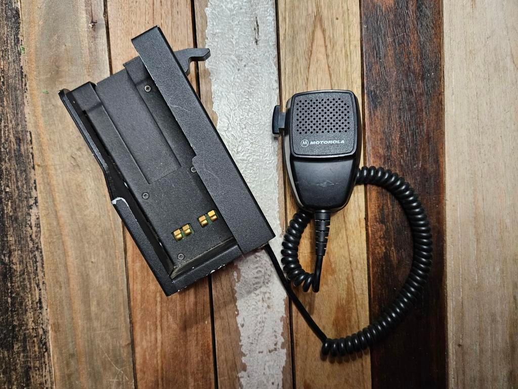 WeTech Autolader + Motorola Spreeksleutel, Ophalen of Verzenden, Gebruikt, Toebehoren