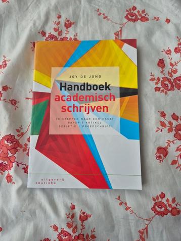 Handboek academisch schrijven beschikbaar voor biedingen