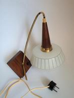 Vintage wandlamp hout messing teak glas ca. 1950., Ophalen of Verzenden, Gebruikt, Metaal, Vintage