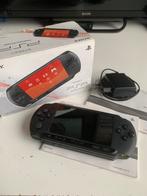 PSP E-1004 CIB, Spelcomputers en Games, Spelcomputers | Sony PSP, Ophalen of Verzenden, Zo goed als nieuw, Zwart
