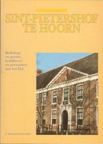 Sint-Pietershof te Hoorn C.Boschma-Aarnoudse. Bouwhistorisch, Ophalen of Verzenden, 20e eeuw of later, Zo goed als nieuw