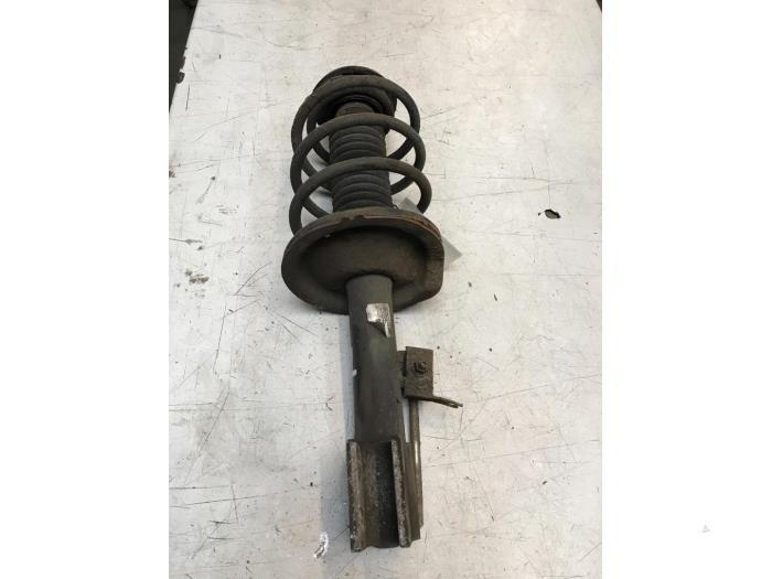 Schokdemperpoot links-voor van een Peugeot 307, Auto-onderdelen, Ophanging en Onderstel, Peugeot, Gebruikt, 3 maanden garantie