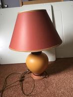 Lamp okergeel met brique, hoogte 57 cm, zeer nette staat, Ophalen, Gebruikt