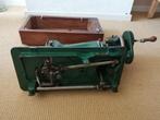 Oude Kohler naaimachine, Antiek en Kunst, Antiek | Naaimachines, Ophalen of Verzenden