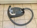 Miele stofzuiger, Witgoed en Apparatuur, Ophalen, Zo goed als nieuw, Stofzak, Stofzuiger